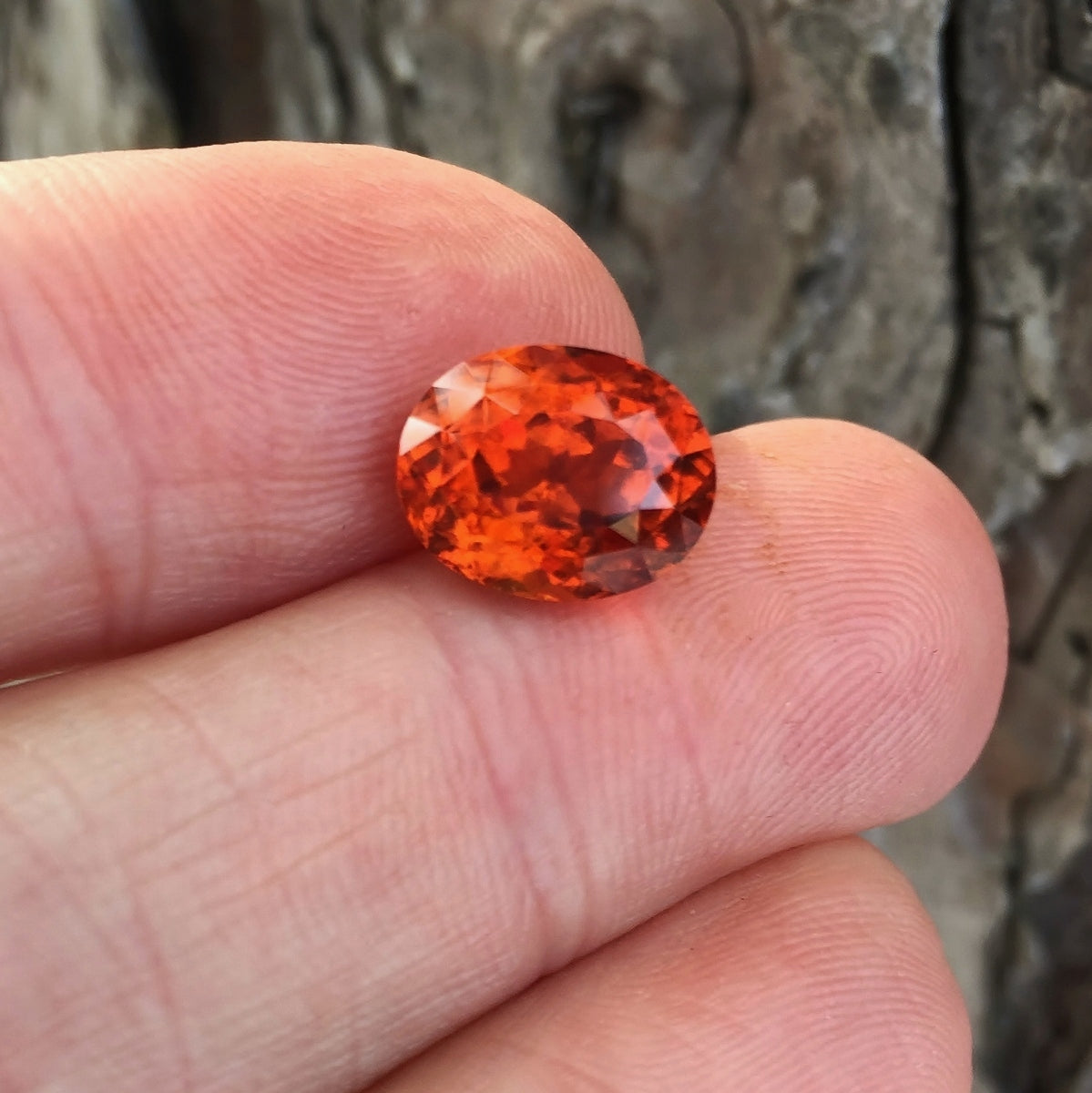Natural Hessonite Garnet — 4.84 ct, Sri Lanka, Oval Facet