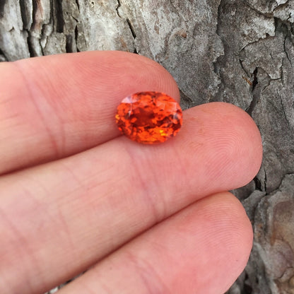 Natural Hessonite Garnet — 4.84 ct, Sri Lanka, Oval Facet