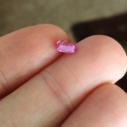 Natural Fine Pink Sapphire Sri - Lanka 0.93 ct