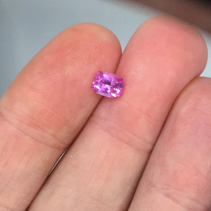 Natural Fine Pink Sapphire Sri - Lanka 0.93 ct