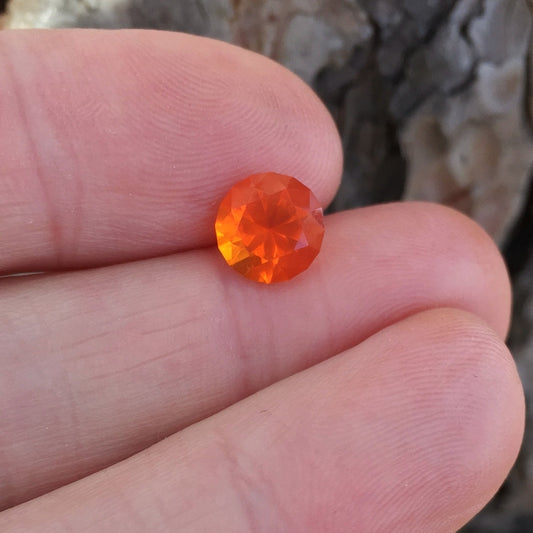 Fine Color & Cut! Faceted Orange Mexican Fire Opal! 1.59 ct
