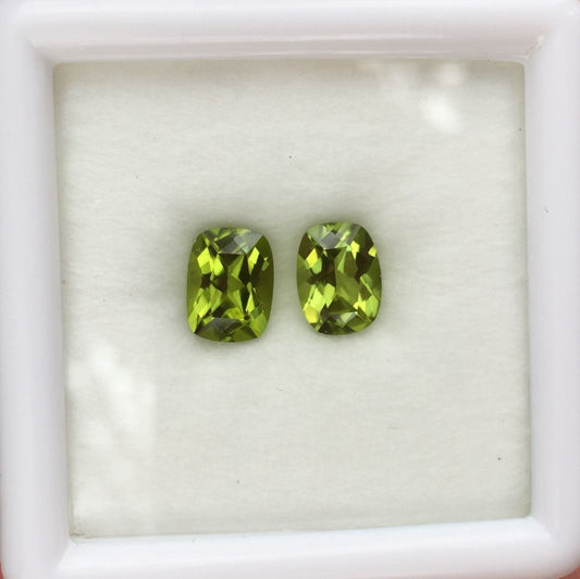 Bright & Pretty! San Carlos Arizona Peridot Pair 3.15 Carats