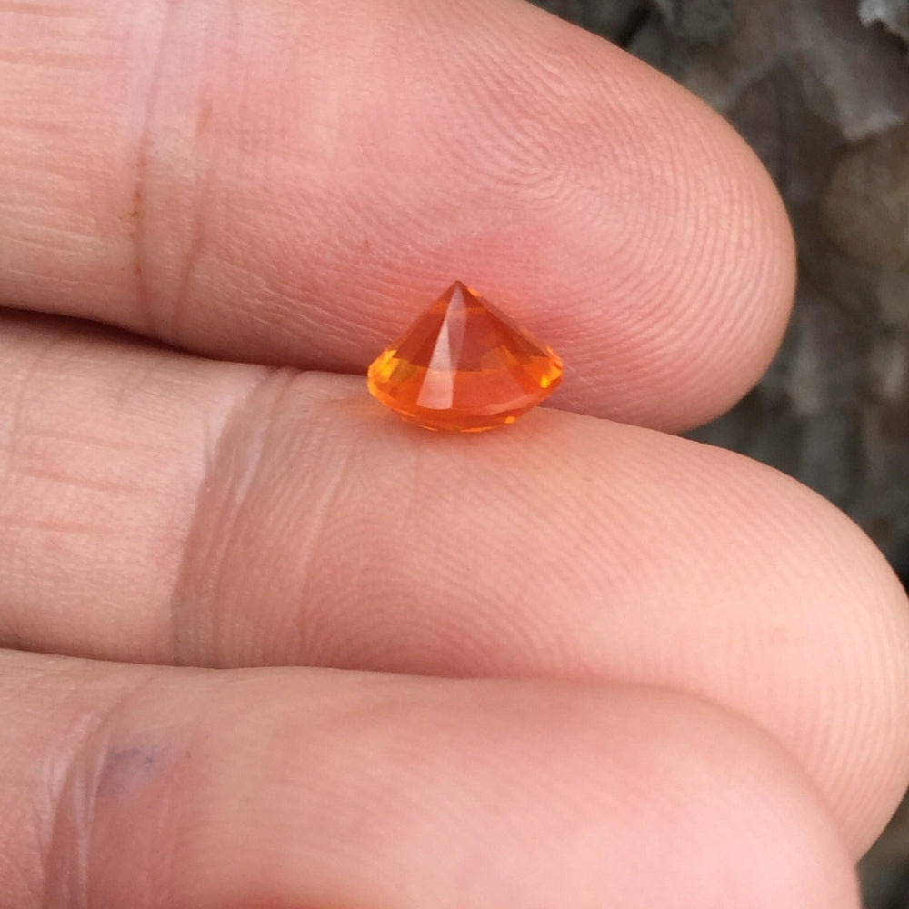 Fine Color & Cut! Faceted Orange Mexican Fire Opal! 1.11 ct
