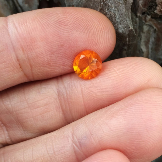 Fine Color & Cut! Faceted Orange Mexican Fire Opal! 1.11 ct