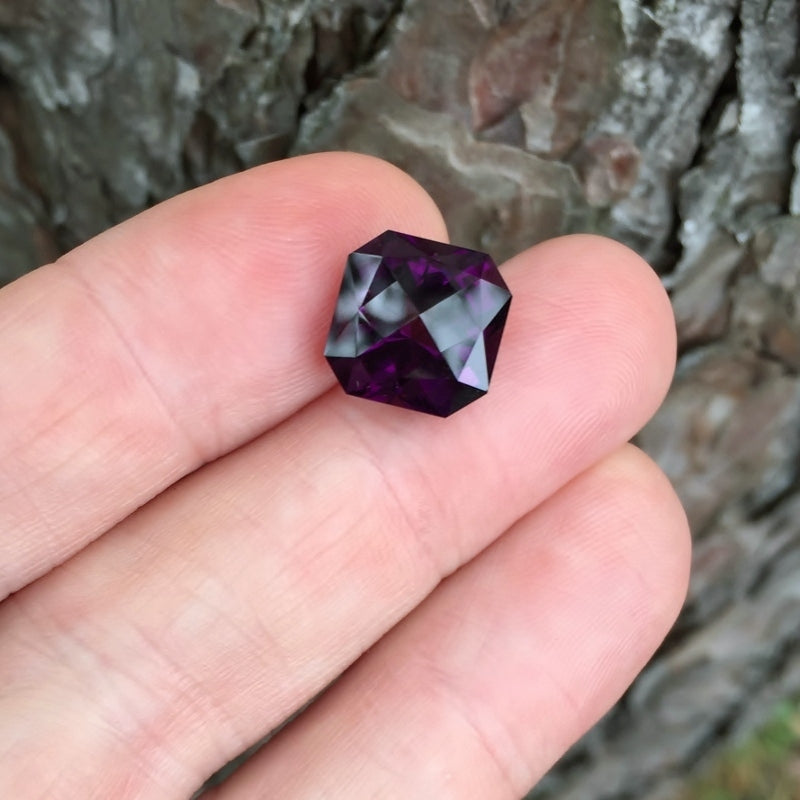 Natural Amethyst — 6.98 ct, Brazil, Checkerboard Octagon Cushion