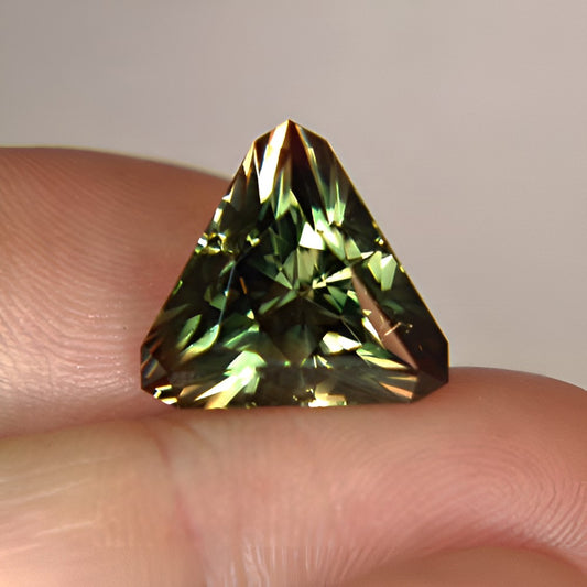 Bi-Color Oregon Sunstone — 9.35 ct | USA Cut (GL)