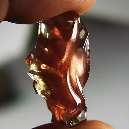 Natural Bi-Color Oregon Sunstone — 35.86 ct, Oregon, Carved (GL)