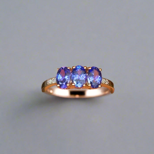 Elegant 10K Yellow Gold Tanzanite & Diamond Ring