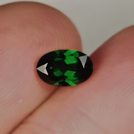 Intense Chrome Green Tsavorite Garnet Kenya 1.17 carats GL