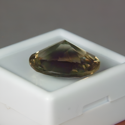 Natural Sunstone — 11.20 ct, United States (Oregon), Oval Brilliant (GL)