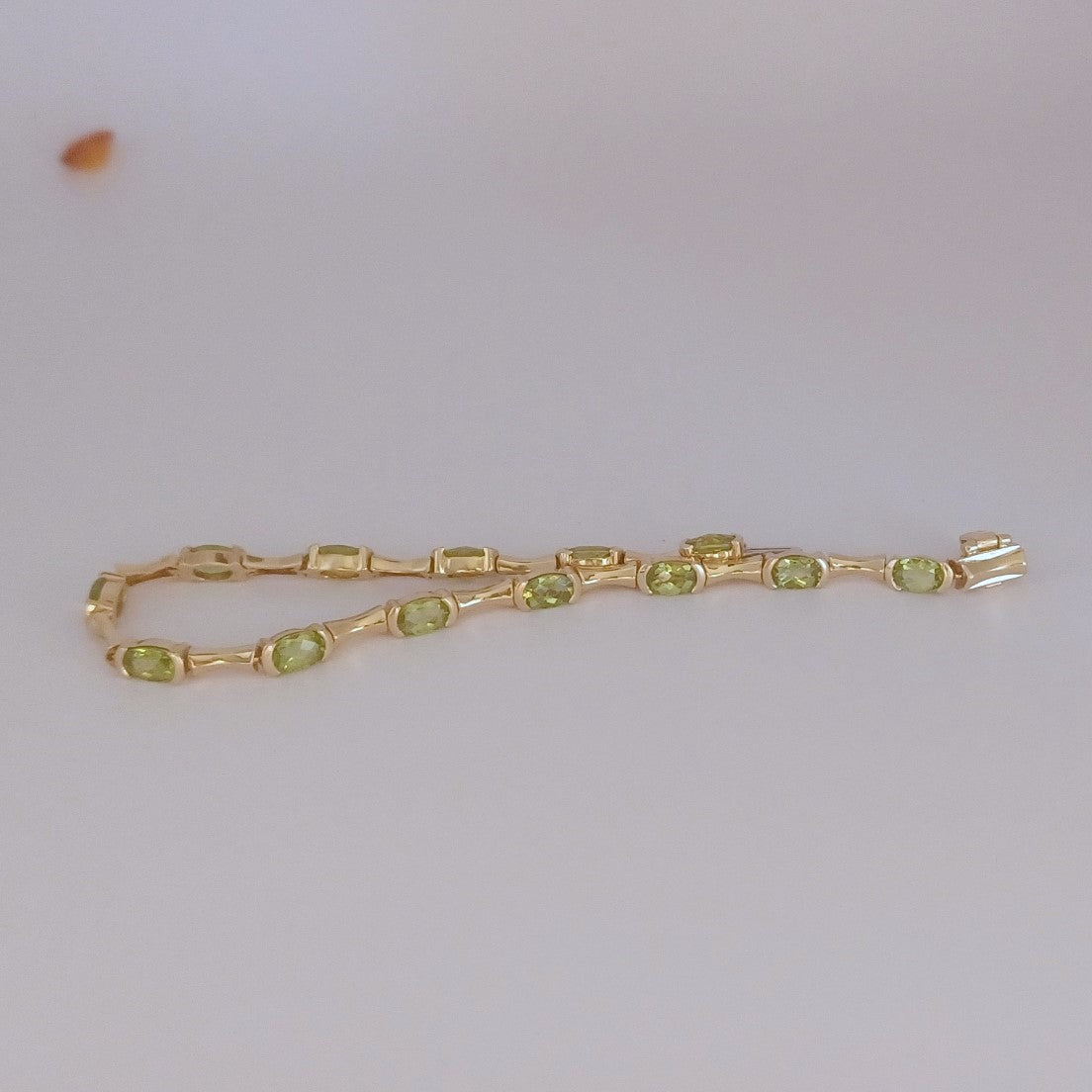 Fine Cut & Color! Peridot 14kt Gold Bracelet