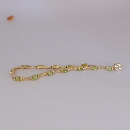 Fine Cut & Color! Peridot 14kt Gold Bracelet