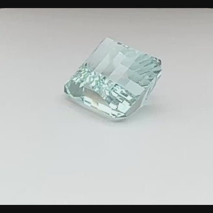 Rare Checkerboard-Cut Aquamarine – 17.52 Carats of Crystal Clarity